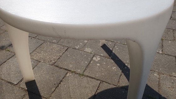 Ron Arad Moroso Italy Vintage Design Garden Table Victoria Albert 2000s – Plastic (photo 5 of 14)