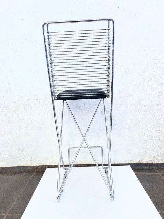 Image 1 of 2 barkrukken, model Kreuzschwinger, ontworpen door Till Behrens voor Schlubach, jaren 80.