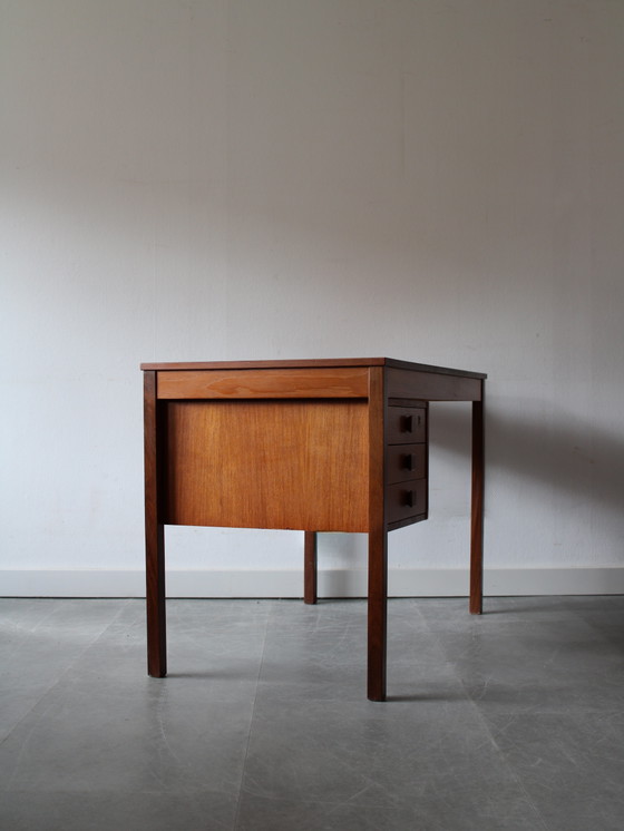 Image 1 of Vintage Deens bureau door Domino Møbler 