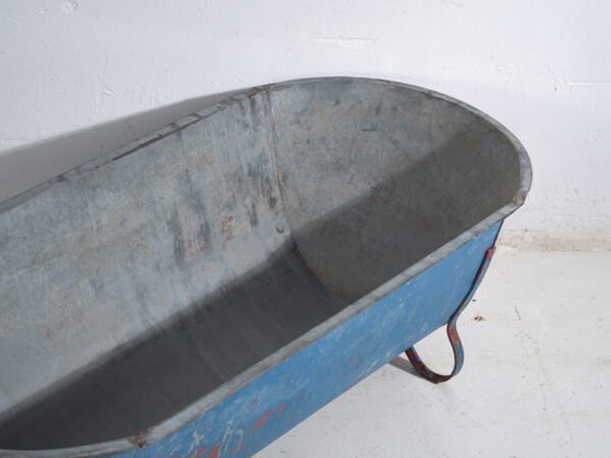 Baignoire ancienne en zinc galvanisé – Bac industriel européen – circa 1900 #1 – Cache pots, Iron, Rustic (photo 16 of 39)