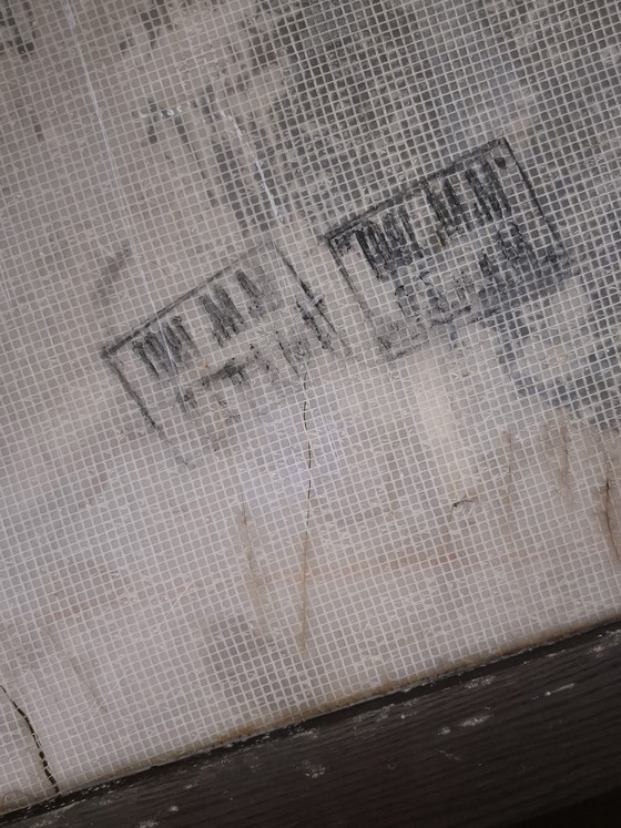 Image 1 of Coffee table with fossil table top