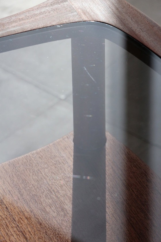 Image 1 of Tavolino vintage G Plan - E Gomme - in teak e vetro fumé