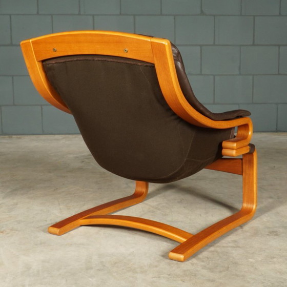 Danish Design “Apollo” Armchairs – Svend Skipper – 1970s – Plastic, Wood (photo 7 of 13)