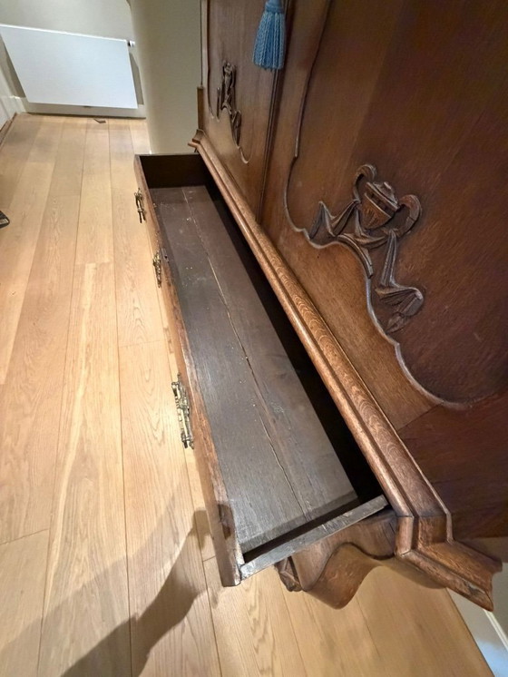 Image 1 of Hermoso armario antiguo