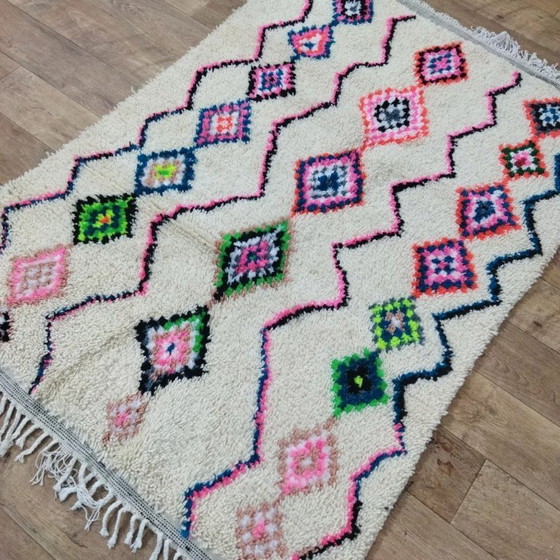 Image 1 of Authentischer Berberteppich – 100 % Naturwolle, handgewebt (175 × 120 cm)