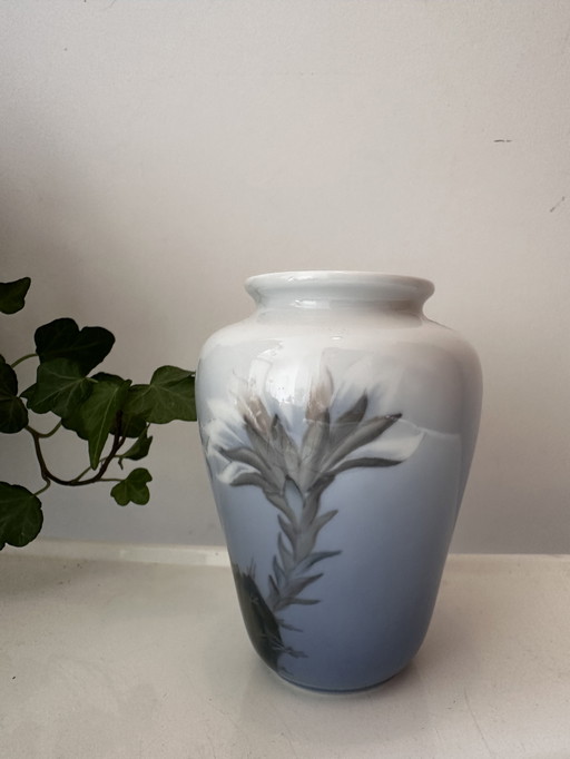 Royal Copenhagen vase nr 2671
