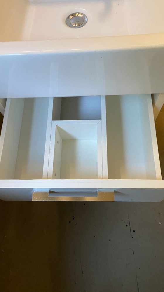 Image 1 of lavabo avec robinet
