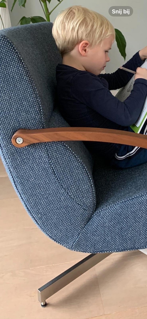 Image 1 of Twee Harvink Focus Disign Fauteuil