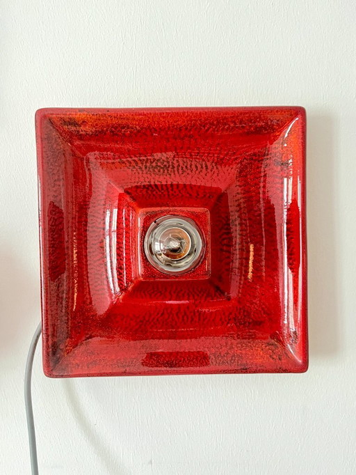Vintage vierkante rode keramische wandlamp met lavasteeneffect van Hustadt Leuchten, Duitsland, jaren 70.