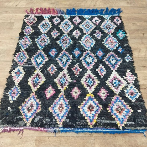 Image 1 of Tapis Boucherouite Berber – Textile recyclé tissé à la main Vintage (160×140 cm)