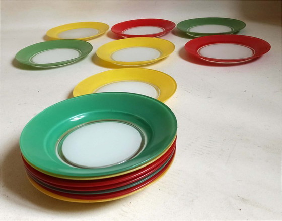 Image 1 of Juego de 14 platos llanos y hondos Duralex de la década de 1970