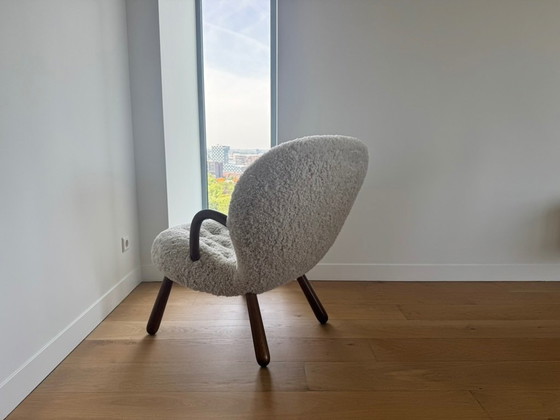 Image 1 of Arnold Madsen Clam Chair - Schapenvacht