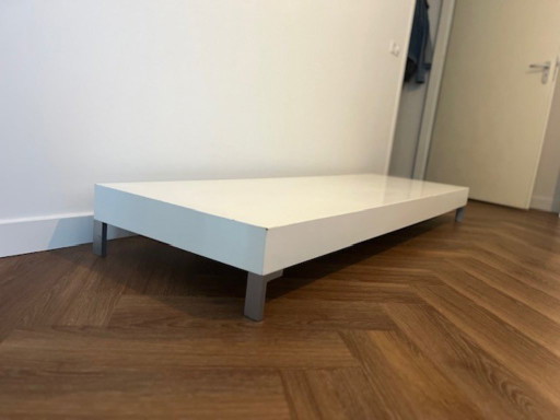 Tabla Poliform Low (TV)