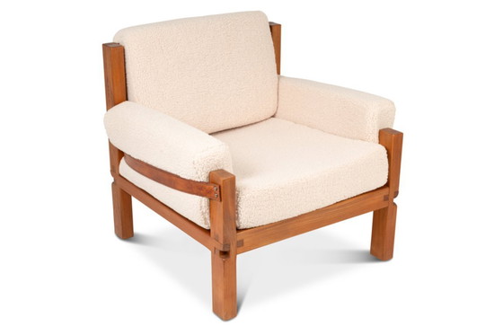 Image 1 of Pierre Chapo. Paar armstoelen van iepenhout. 1970s.