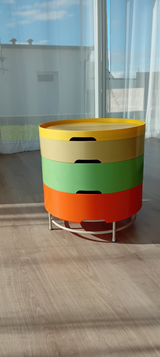 Mesa de centro auxiliar colección Ikéa – Ikea, Mesas de centro, Plástico (photo 2 of 7)
