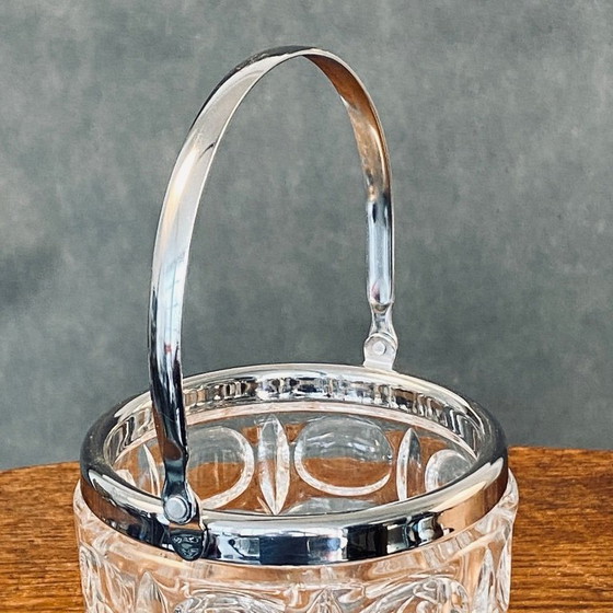 Seau à glace en cristal des années 1960 – Accessoires de table, Crystal (photo 6 of 7)