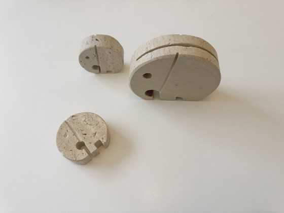 Image 1 of Family with 3 elephants made of travertine