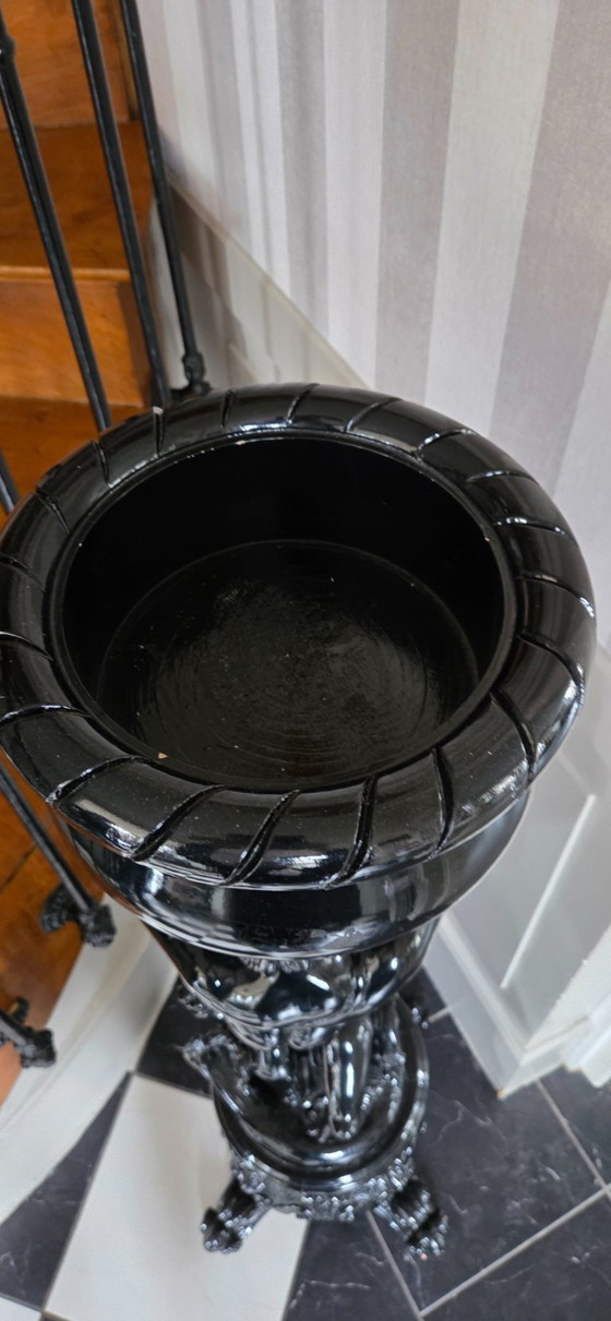 Image 1 of Skulptur - Pflanzgefäß mit Engelsdekor (Ref. 4125)