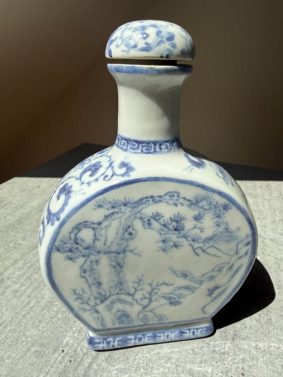 Chinese Porcelain Vase Blue White Reticulated Miniature Set 5 Lidded Bottle (photo 11 of 14)