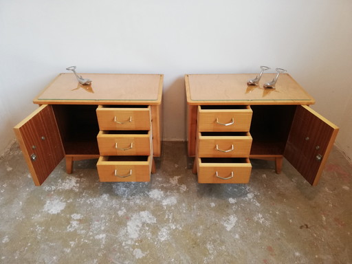 Tables de nuit luxueuses Mid Century Vintage Sideboards