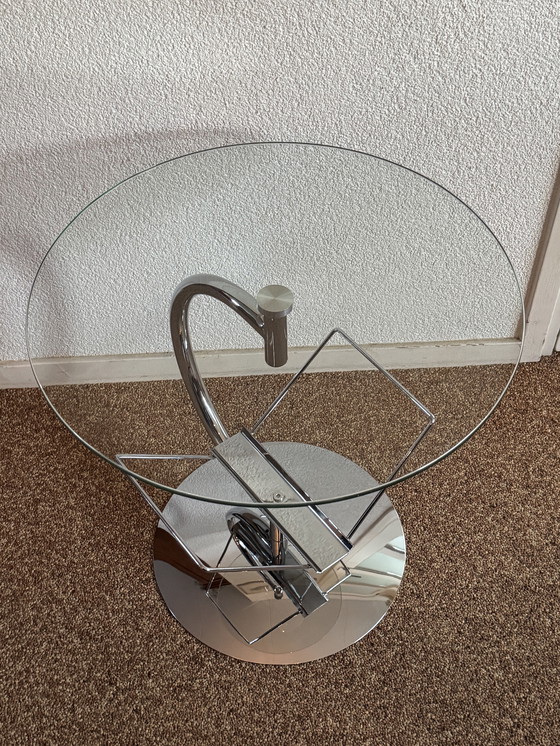 Image 1 of Tavolino KOKOON | 🇩🇪 Anni '80 | Un elemento d'arredo senza tempo in cromo e vetro