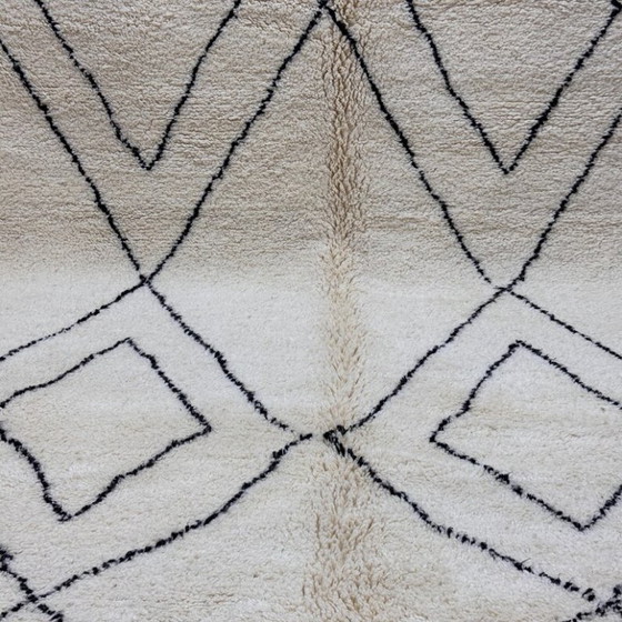 Image 1 of Moroccan rug in natural wool 200cmx300cm