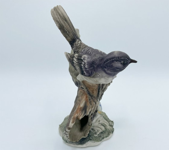 Image 1 of Capodimonte – Passerotto di Marfò