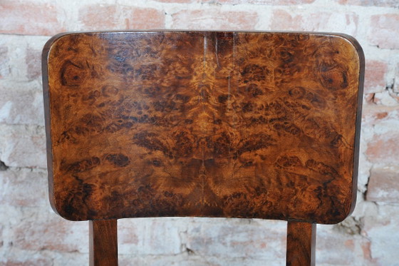 Set van vier gerestaureerde art-deco stoelen, beuken-, sparren- en walnootfineer, Tsjechisch, jaren 1920 (photo 8 of 16)