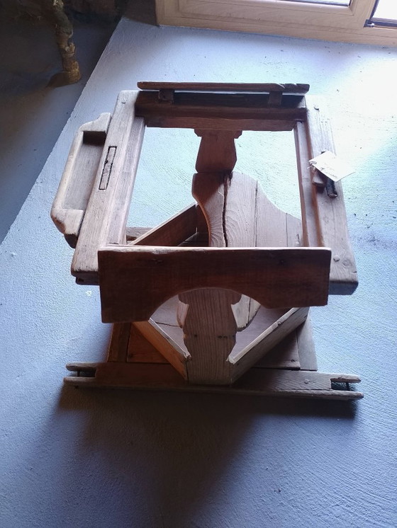 Image 1 of Antique pine walker/baby walker/child catcher, 19th century