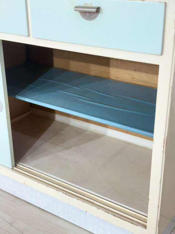 Image 1 of Credenza da cucina vintage anni '50/'60 | Mobile da cucina dal design pastello | 2 pezzi