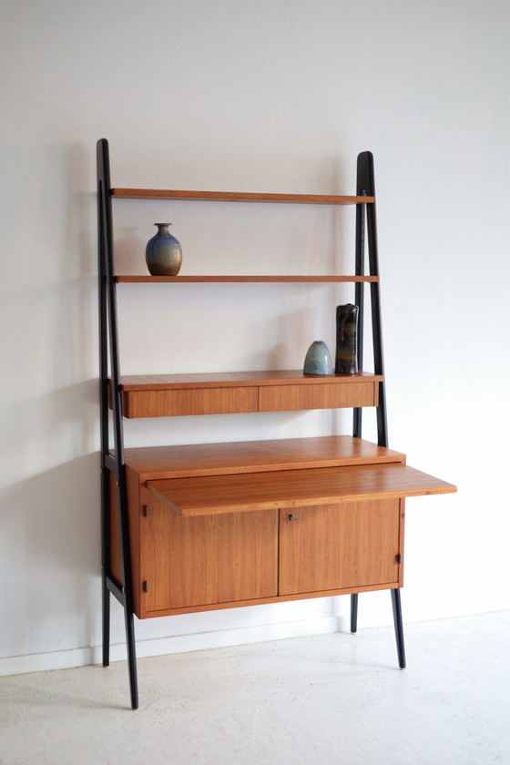 Vintage Scandinavian teak Wall cabinet 50s/60s, Wood, Brown (photo 5 of 8)