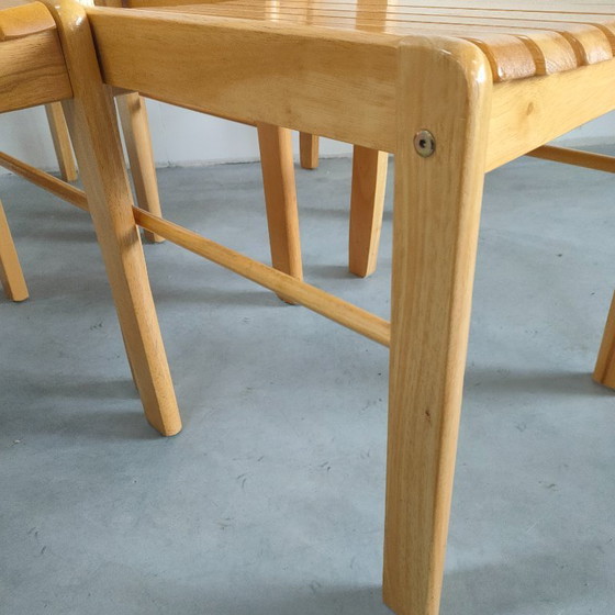 Image 1 of 4 Stühle für das Esszimmer im skandinavischen Stil (helle Farbe)