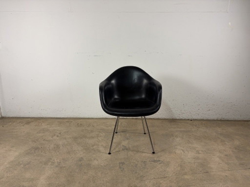 Poltrona Dax di Charles e Ray Eames per Herman Miller, anni '60