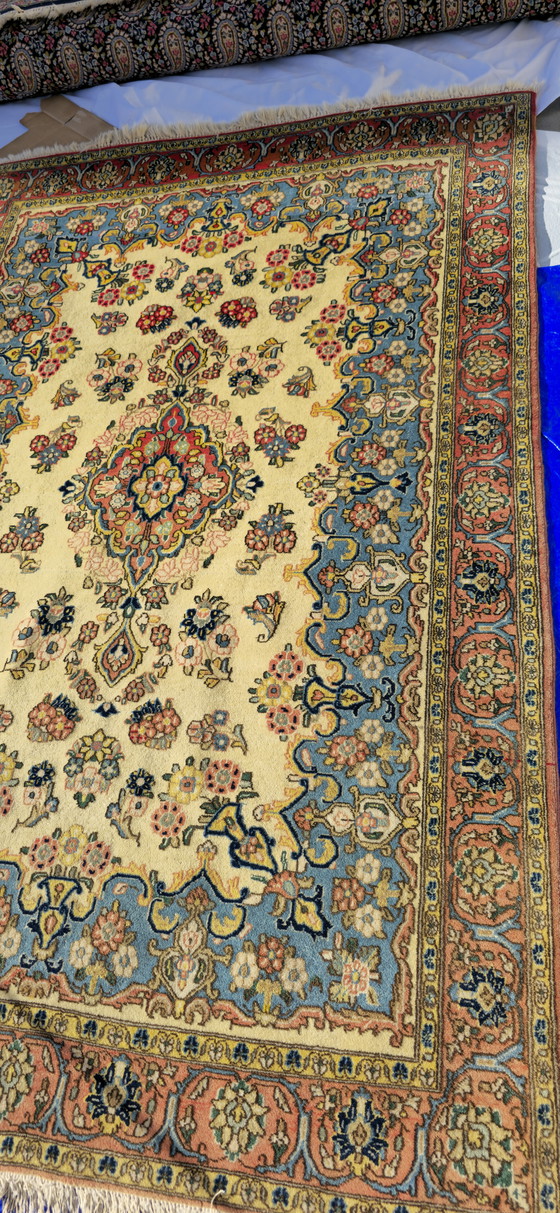 Image 1 of Alfombra Ghom/Qom de 216x142 cm, 1,2 millones de nudos/m², lana Kork con seda. Alfombra persa.