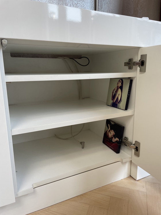 Image 1 of Dressoir Hoogglans 9010 Jan des Bouvrie