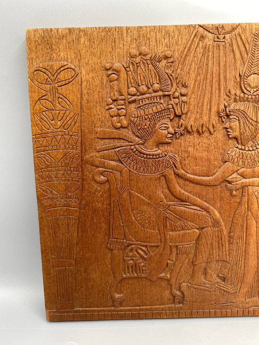 Carved wooden panel, Egyptian scene, pharaoh and queen, hieroglyphs – decoratieve objecten (photo 2 of 5)