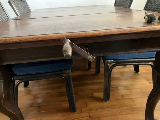 Image 1 of Queen Ann antique dining table from +/- 1890