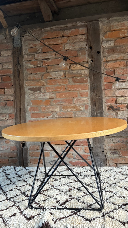 Mesa de reuniones original Thonet con estructura Eiffel de madera de haya, años 70, Glen Oliver Löw