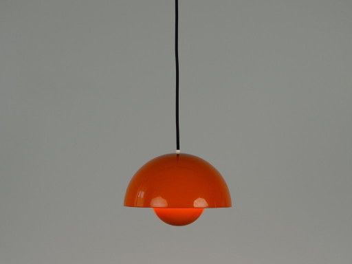 Set van 2 Deense vintage bloempotlampen van Verner Panton, Louis Poulsen, 1968 – hanglampen, Other (photo 2 of 7)