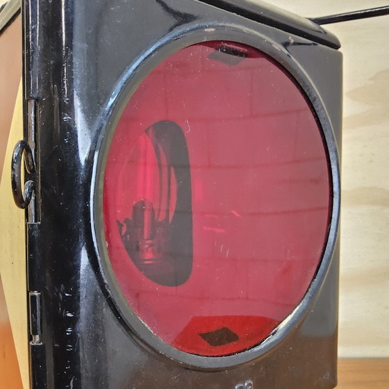 Image 1 of Antique railway signal lamp / train closing lantern (complete and working) db (Deutsche Bundesbahn)