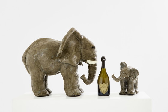 Image 1 of Ensemble de deux sculptures d'éléphants de Valérie Courtet Grès émaillé Circa 2010