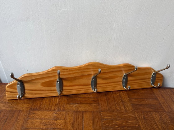 Image 1 of Appendiabiti in legno - 5 ganci in metallo