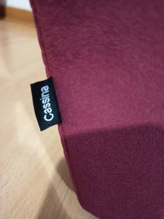 Image 1 of CASSINA 2X Poltrone 637 UTRECHT  (NUOVE MAI USATE) in Velluto 13L Ortigia/Plum con Cuciture in filo Naturale a punta Cavallo