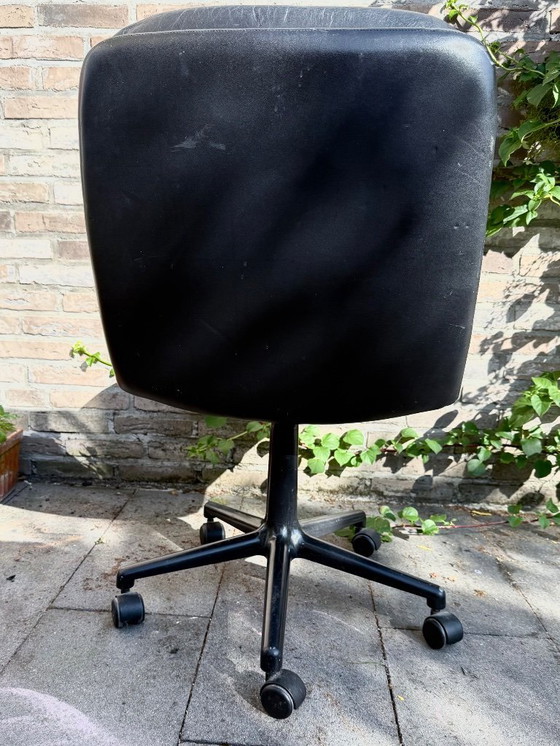 Image 1 of Artifort bureaustoelen 2x