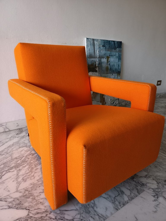 Image 1 of Fauteuil CASSINA Utrecht 637 en Laine Kvadrat Orange 13L par Gerrit Thomas Rietveld