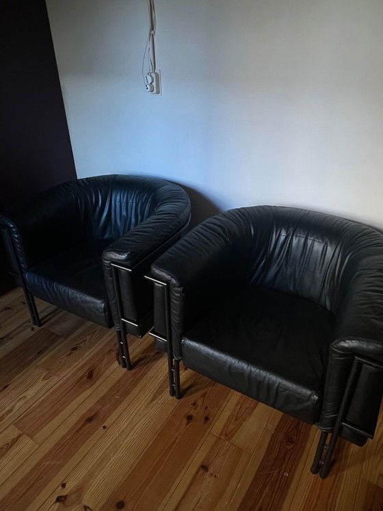 Set di 2 poltrone a cubo vintage in pelle – Stile KEBE / Bauhaus (photo 2 of 13)
