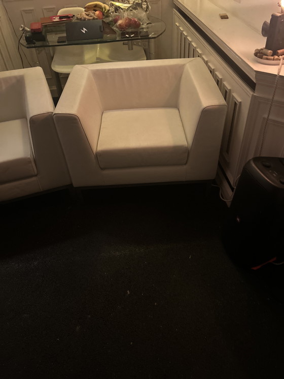 Image 1 of Sillón LUXY de piel blanca