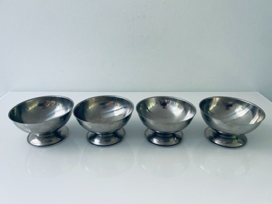 Image 1 of Set di 4 coppe vintage in acciaio inox su piedistallo