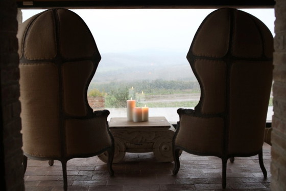 Paire de Restoration Hardware Versailles Chairs - État parfait, Fauteuils, Coton, Gris (photo 5 sur 5)