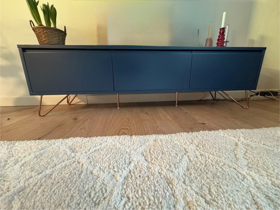 Image 1 of buffet bleu foncé
